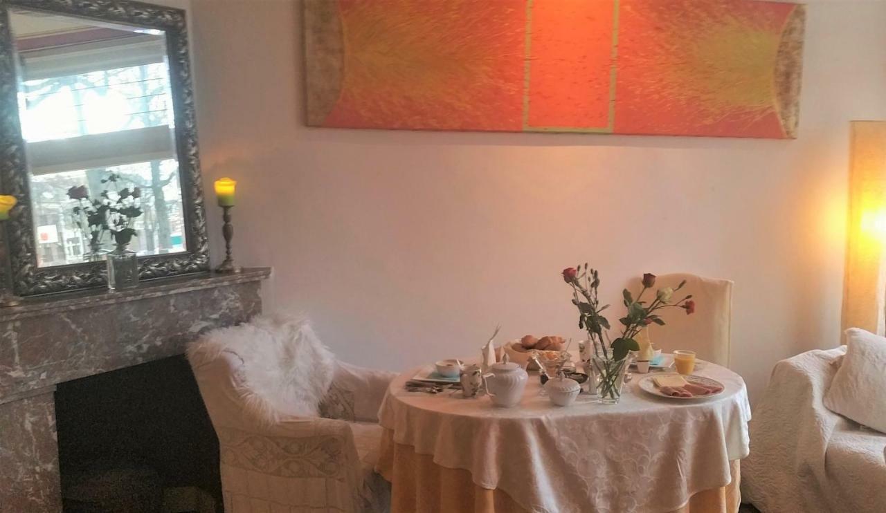B&B Romantic Rooms Central Haarlem Exteriör bild